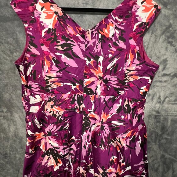 Women's Size 18W East 5th Purple Floral Fit-and-Flare A-Line Floral Dress - Picture 12 of 16